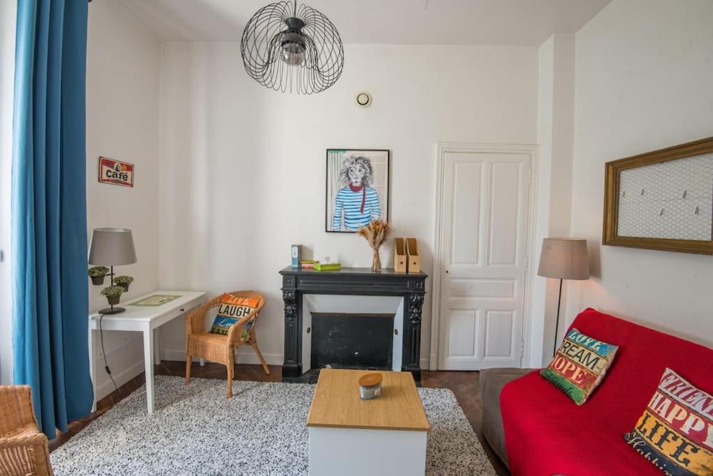 Appartamento Le Petit Cosy Angers Esterno foto