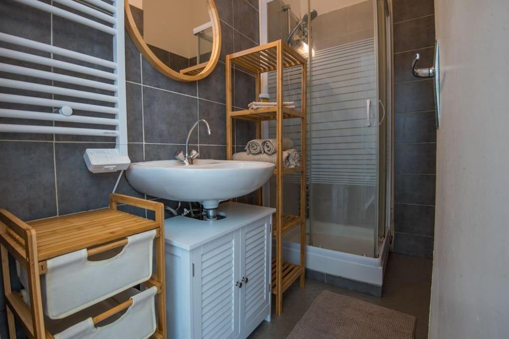 Appartamento Le Petit Cosy Angers Esterno foto